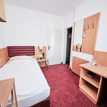 Hotel Zum Adler บอนน์ ห้อง รูปภาพ