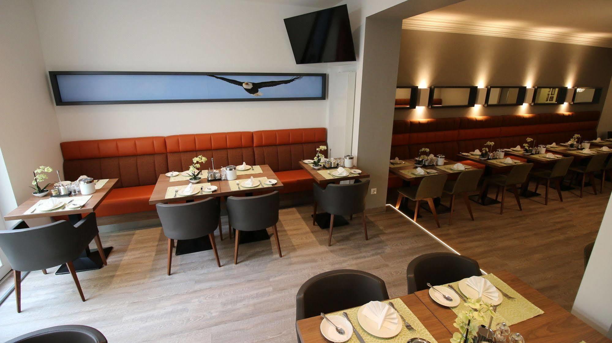 Hotel Zum Adler บอนน์ ภายนอก รูปภาพ