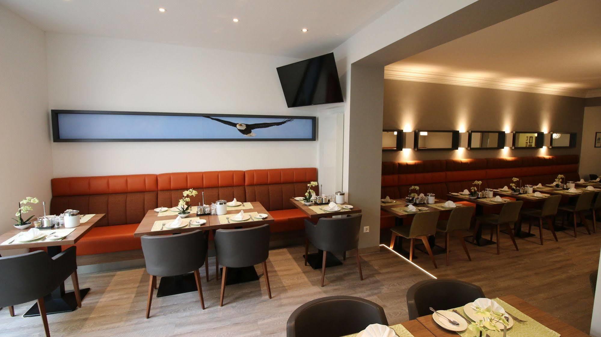 Hotel Zum Adler บอนน์ ภายนอก รูปภาพ