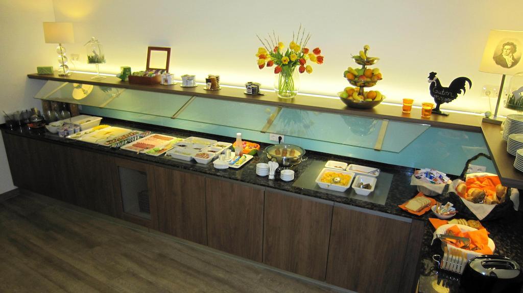 Hotel Zum Adler บอนน์ ภายนอก รูปภาพ